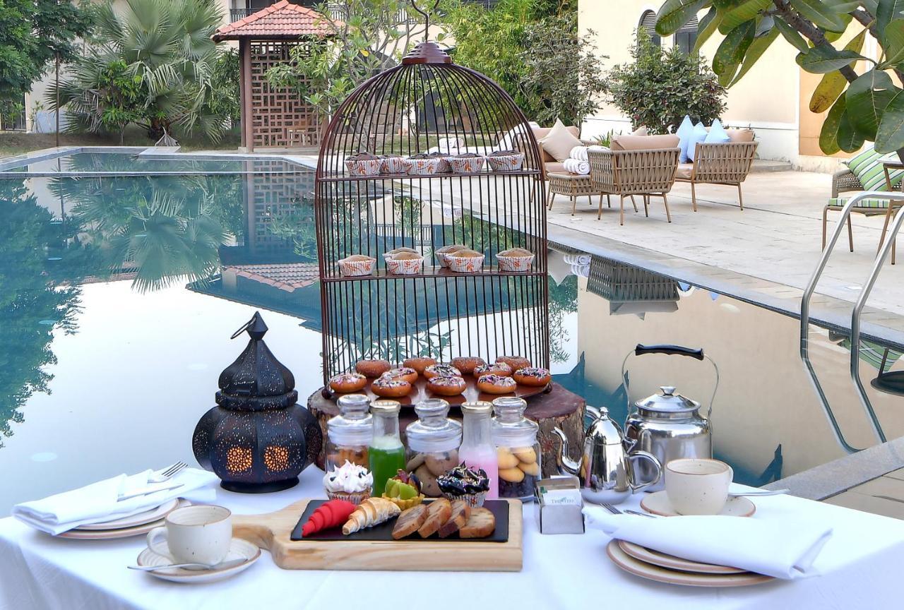 Bhanu The Fern Forest Resort & Spa, Jambughoda エクステリア 写真