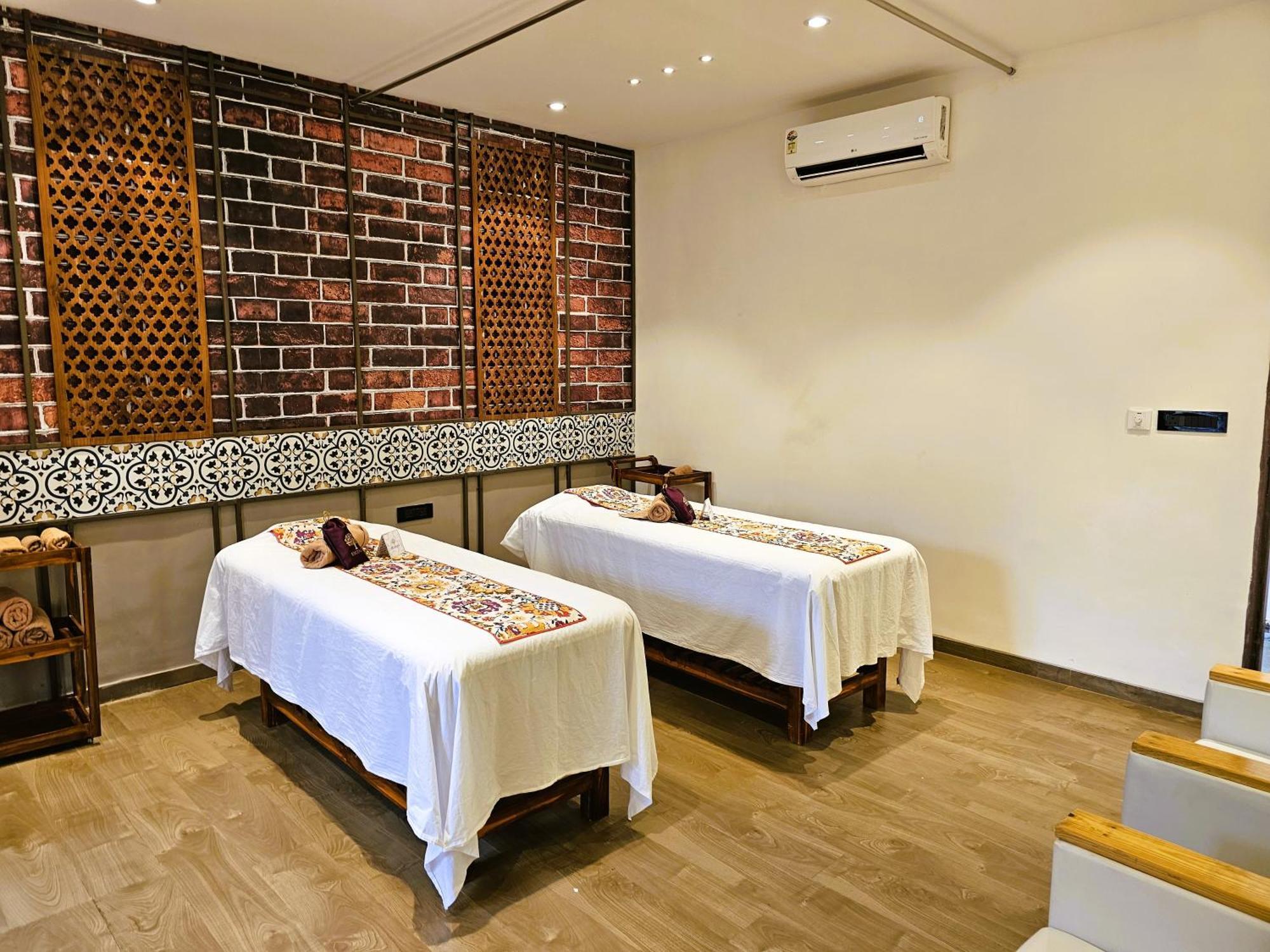 Bhanu The Fern Forest Resort & Spa, Jambughoda エクステリア 写真