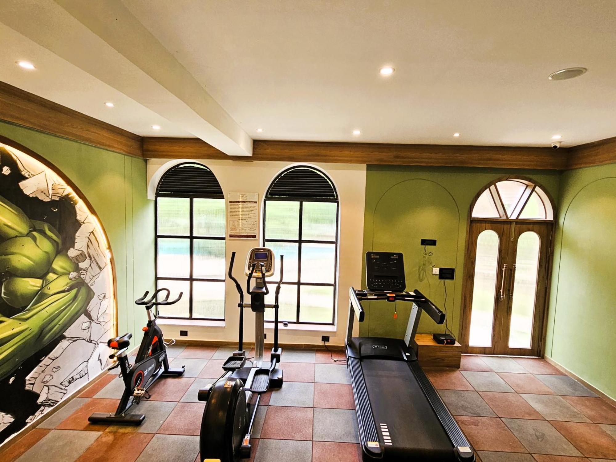 Bhanu The Fern Forest Resort & Spa, Jambughoda エクステリア 写真